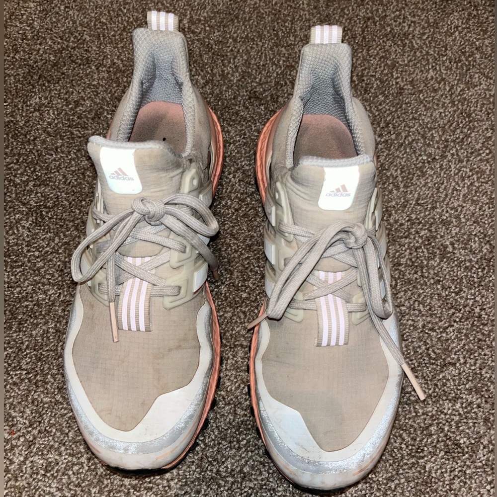 Ultraboost women’s sneakers pink/gray/white